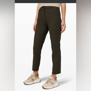 NWOT Lululemon City Sleek 5 Pocket 7/8 Pant Size 12 - Dark Olive